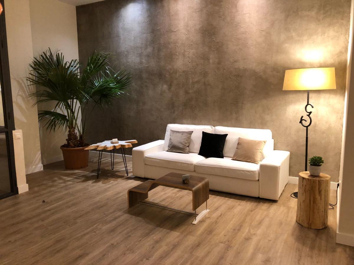 Alojamientos Estela Pamplona Ngoại thất bức ảnh